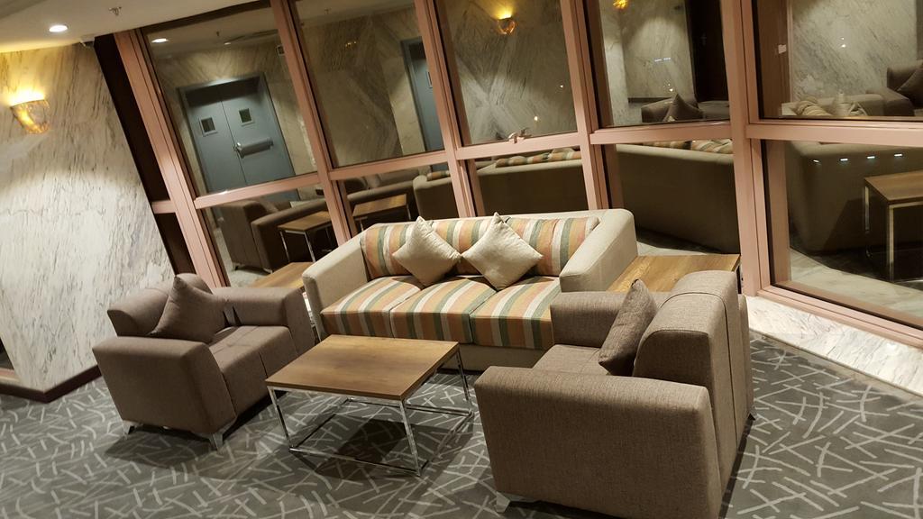 Burj Alhayat Hotel Suites Olaya Rijad Zewnętrze zdjęcie
