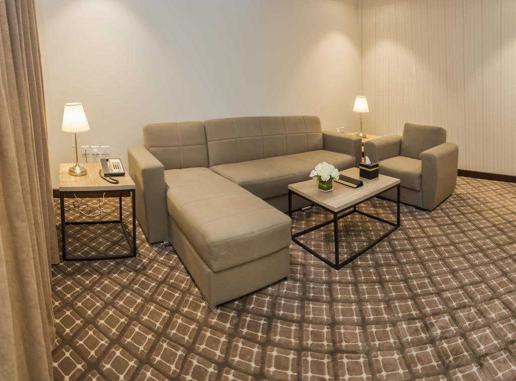 Burj Alhayat Hotel Suites Olaya Rijad Zewnętrze zdjęcie